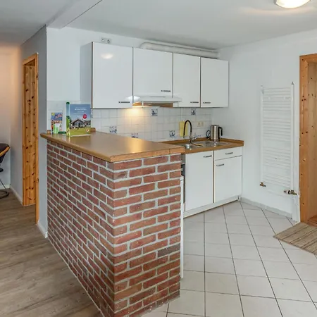Apartment 1 Bedroom In Klixbull